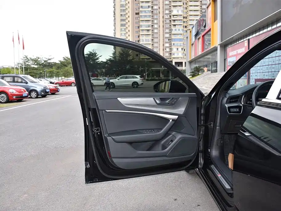 AUDI A6L 2022