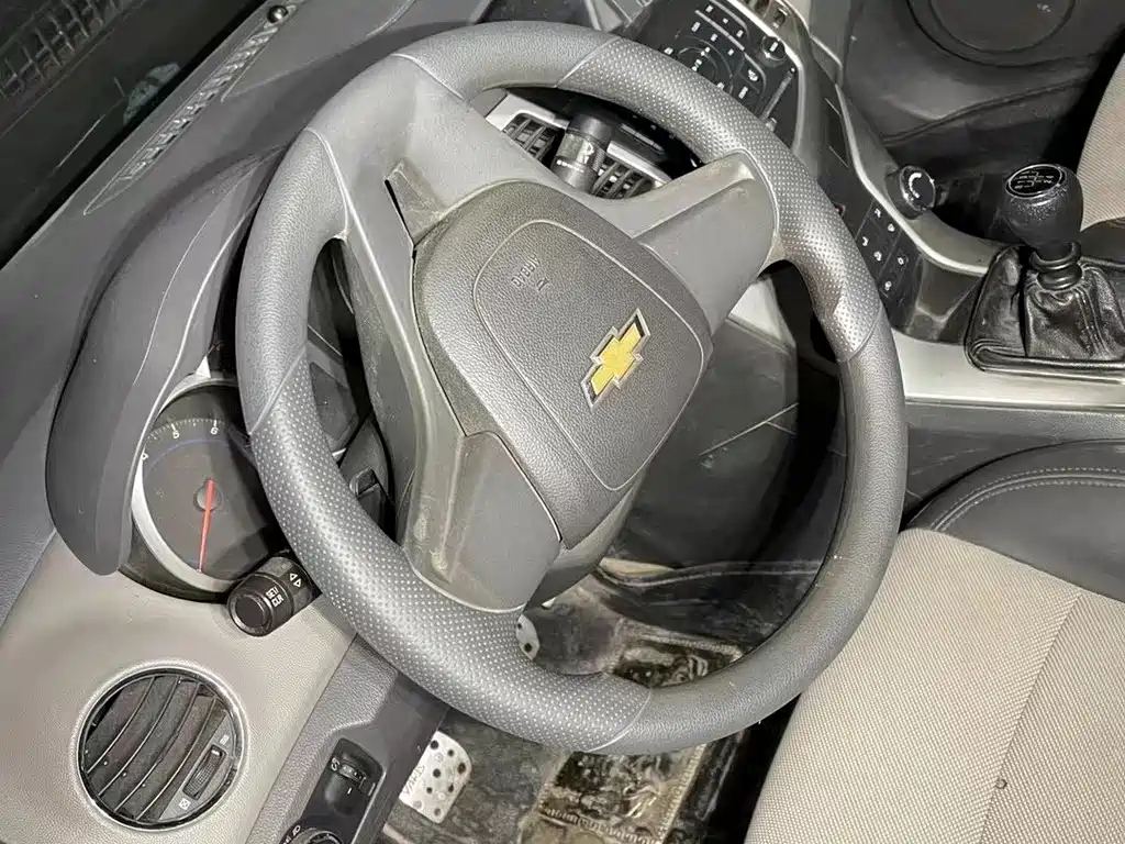 CHEVROLET CRUZE 2012