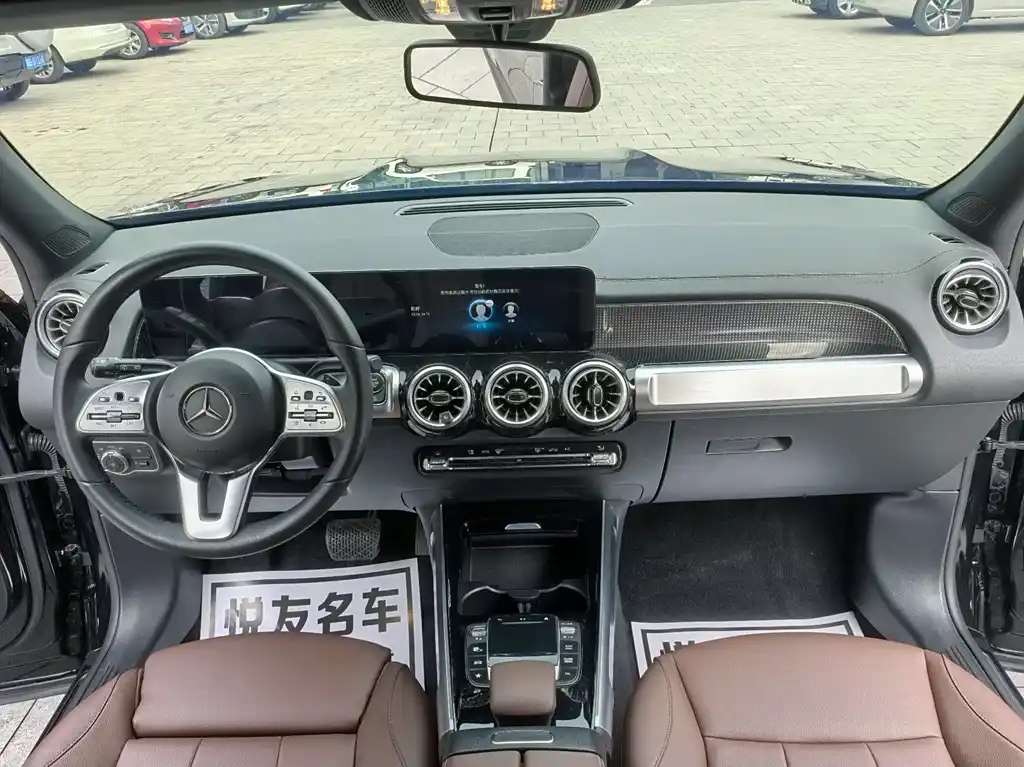 MERCEDES BENZ GLB 2022