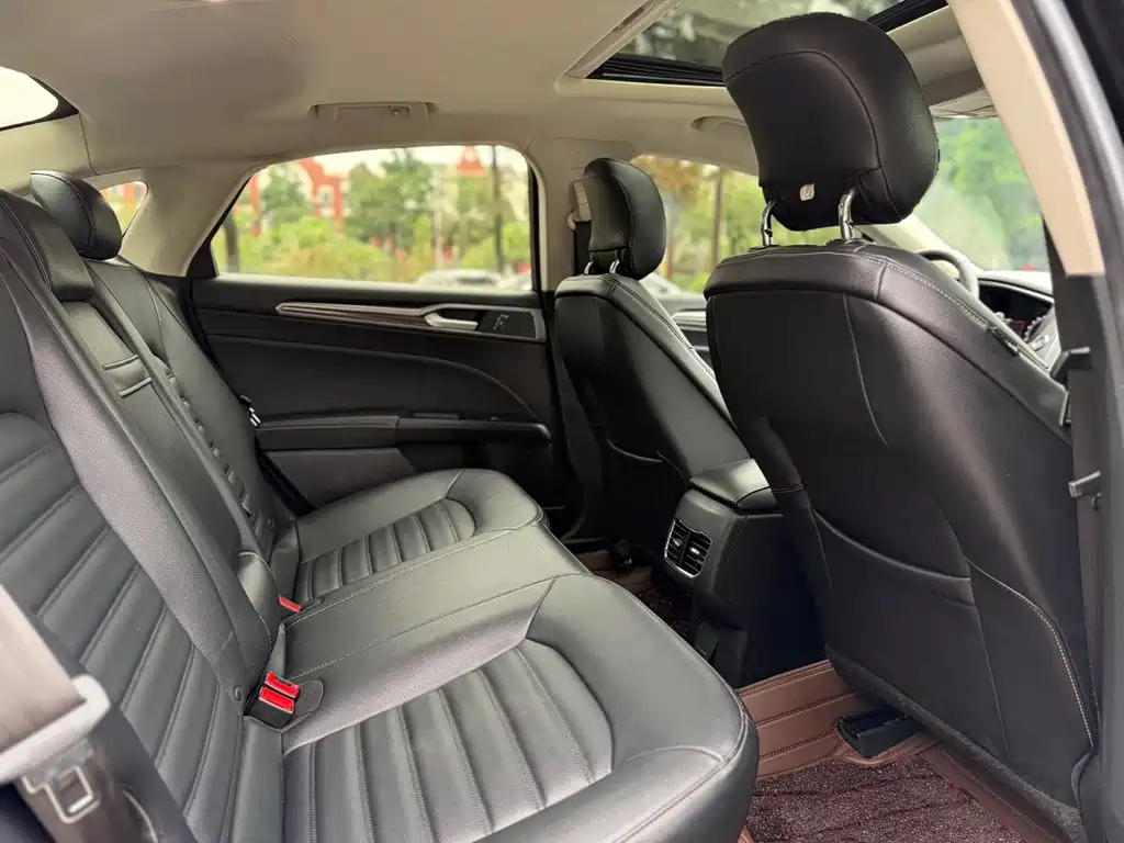FORD MONDEO 2018