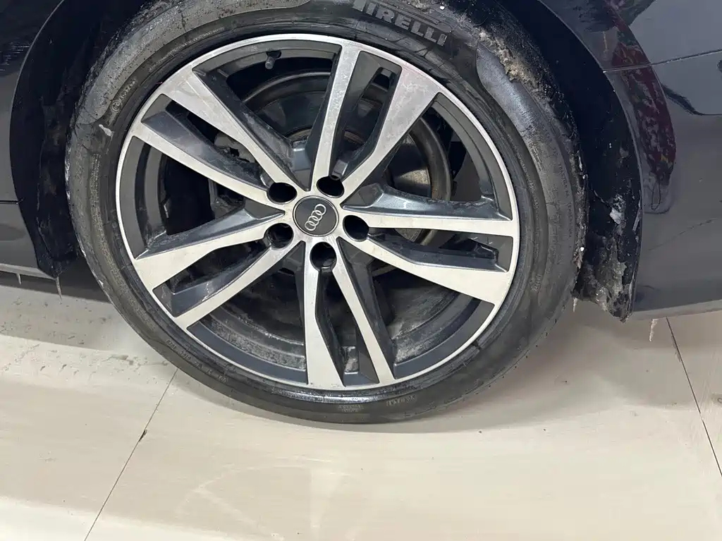 AUDI A6L 2020