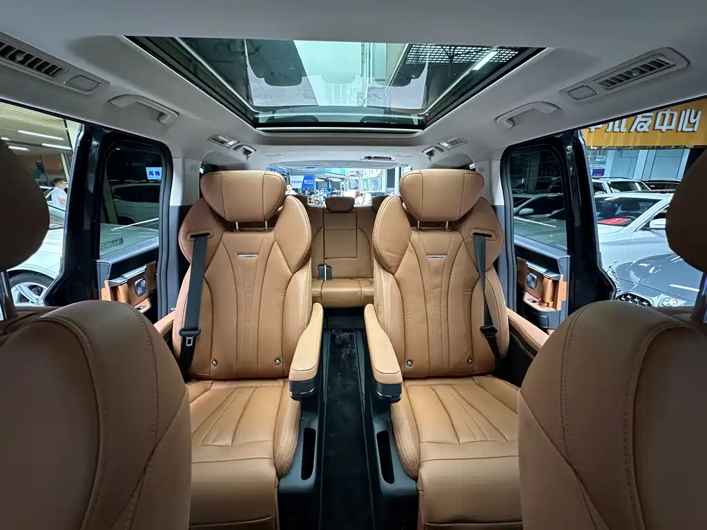 HONGQI HQ9 2023
