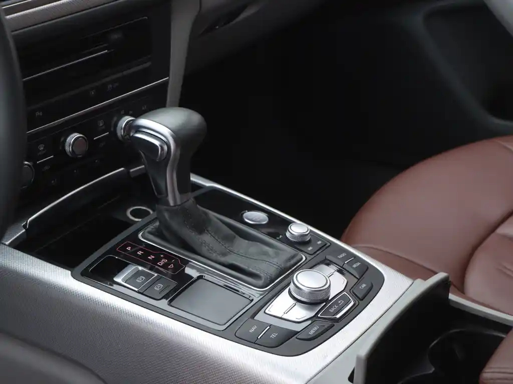 AUDI A6L 2014