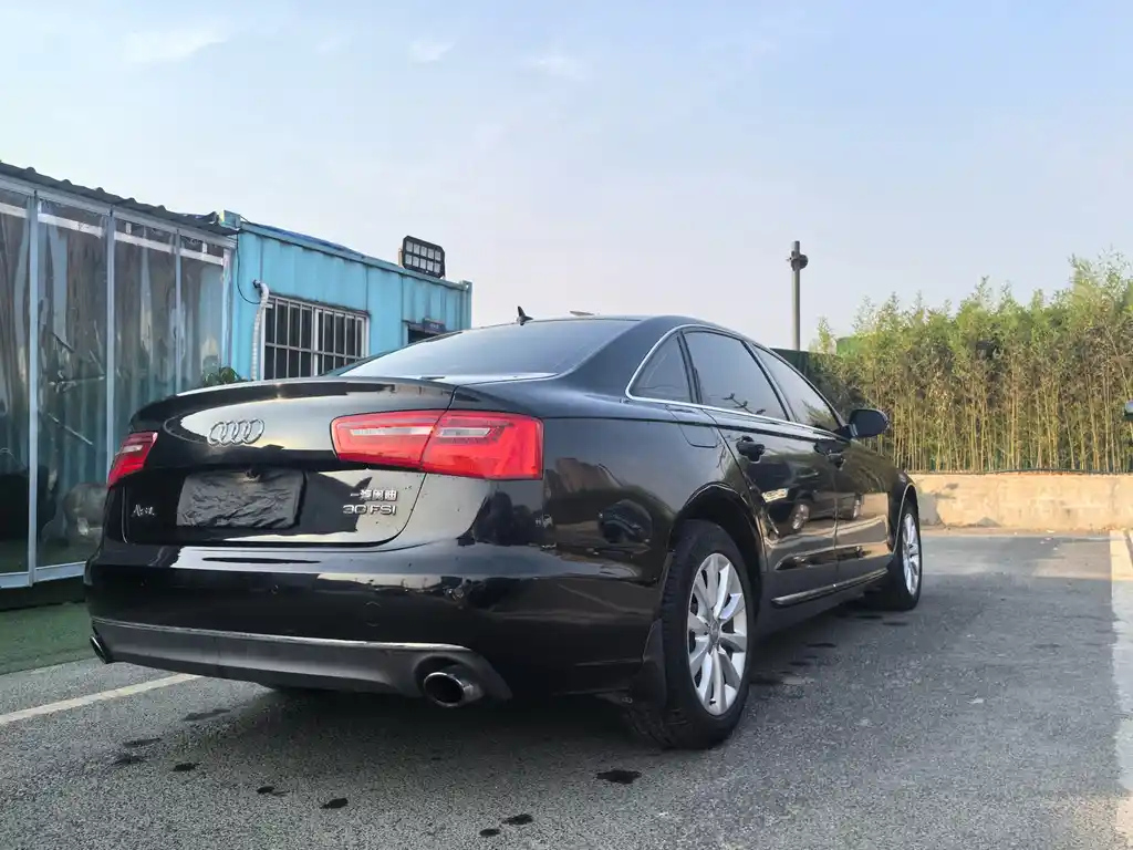AUDI A6L 2012