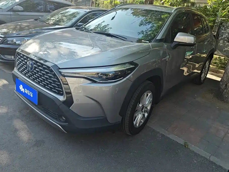 TOYOTA COROLLA CROSS 2023
