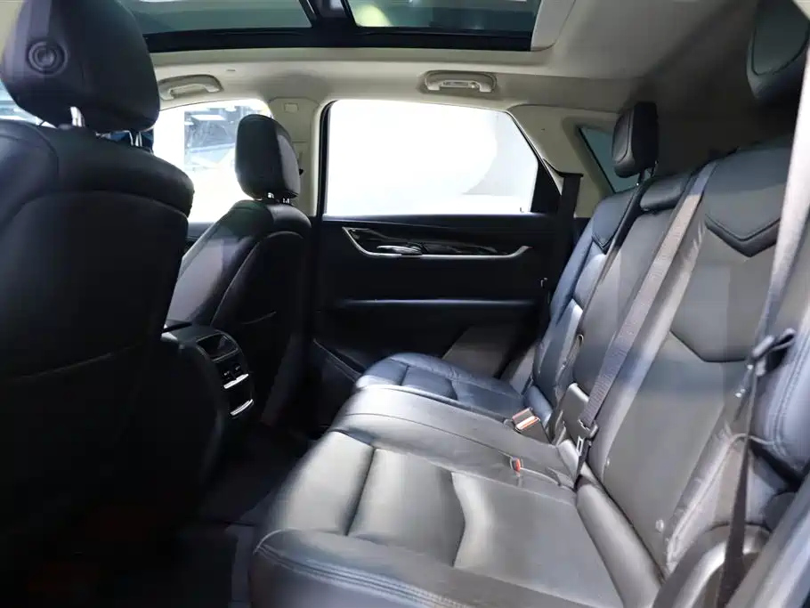 CADILLAC XT5 2019