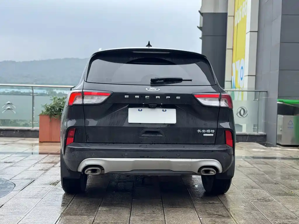 FORD ESCAPE 2020