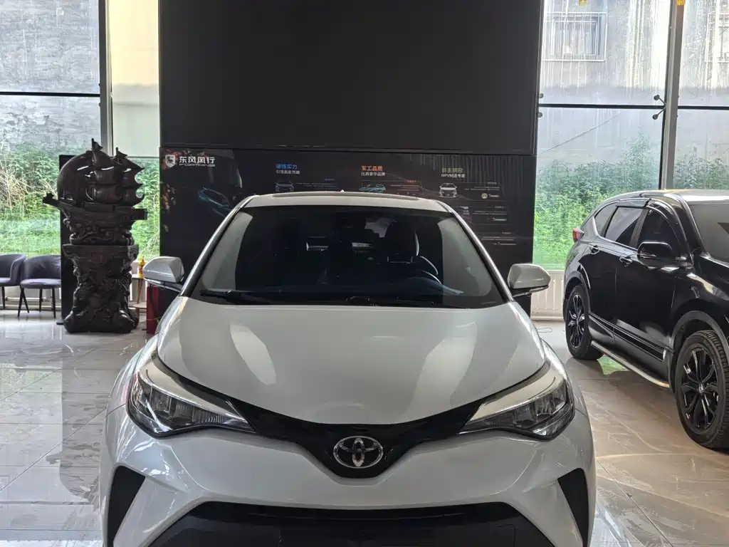 TOYOTA C-HR 2022