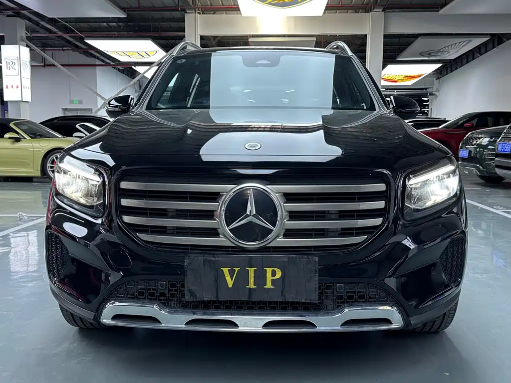 MERCEDES BENZ GLB 2024