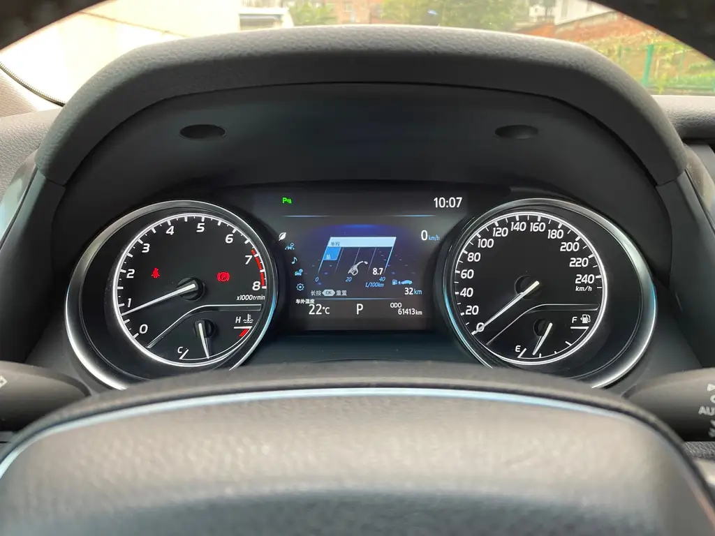 TOYOTA CAMRY 2020