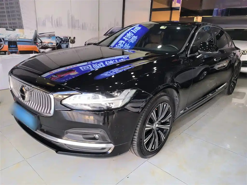 VOLVO S90 2021