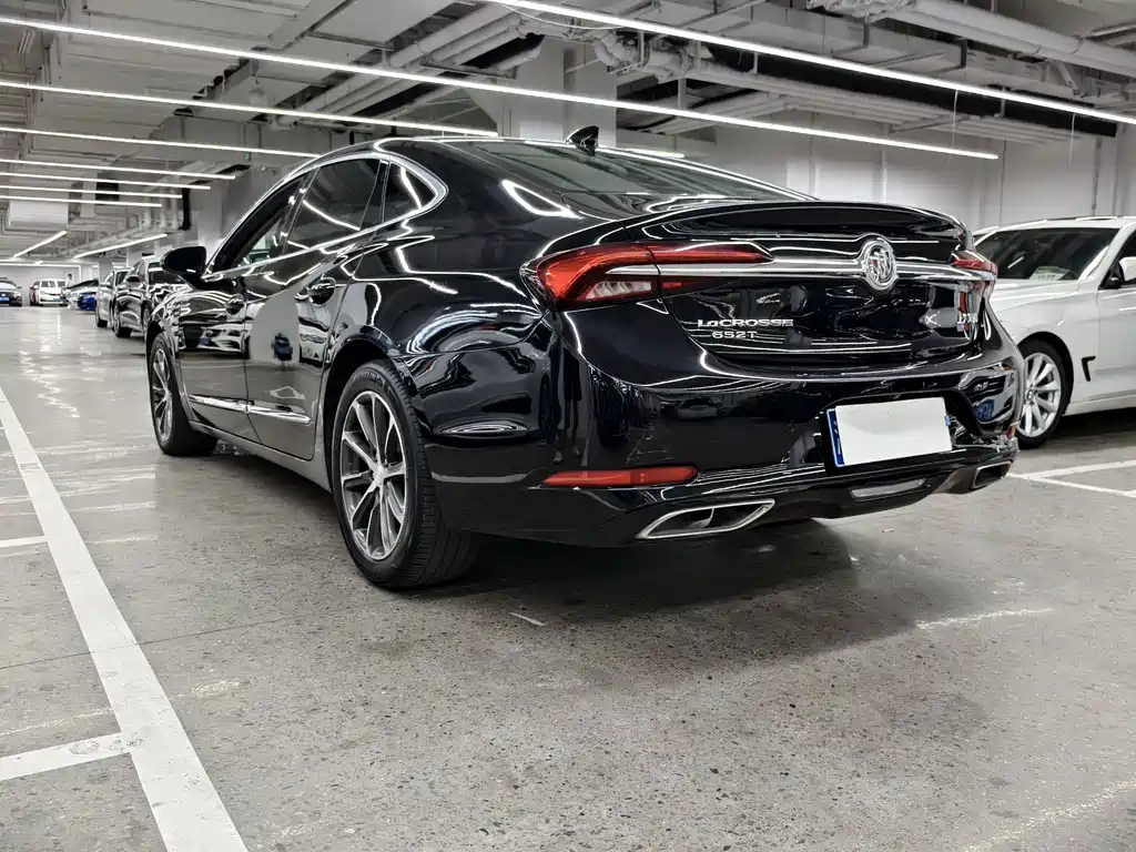 BUICK LACROSSE 2020