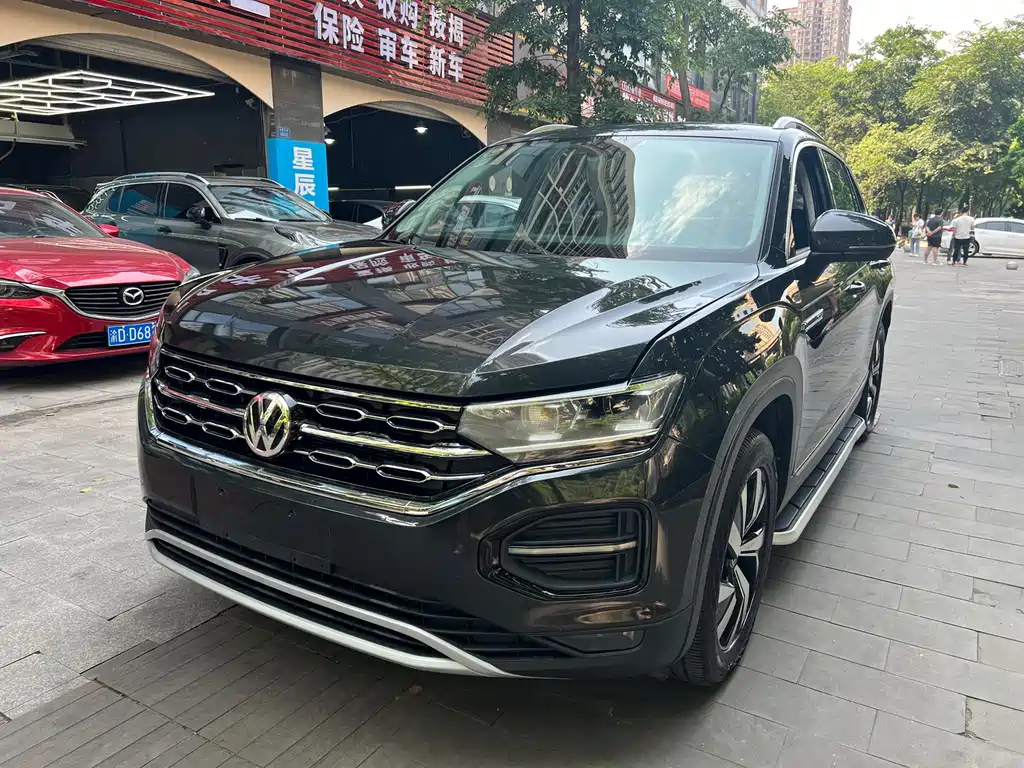 VOLKSWAGEN TAYRON 2021