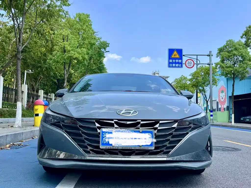 HYUNDAI ELANTRA 2022