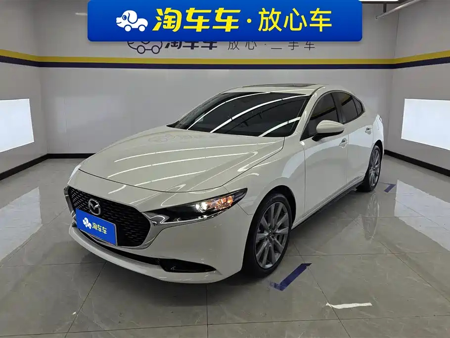 MAZDA 3 AXELA 2023