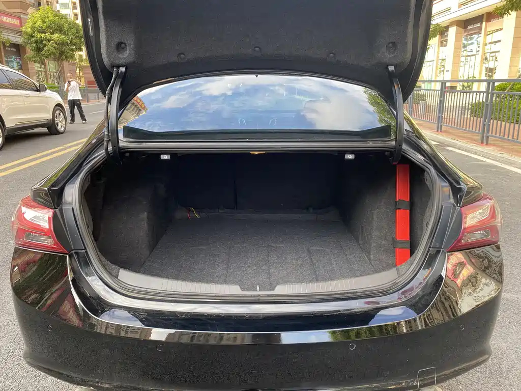 CHEVROLET MALIBU XL 2020