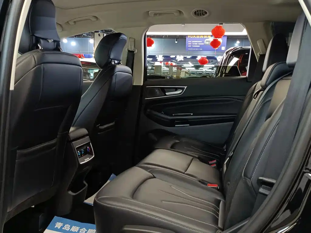 FORD EDGE 2022