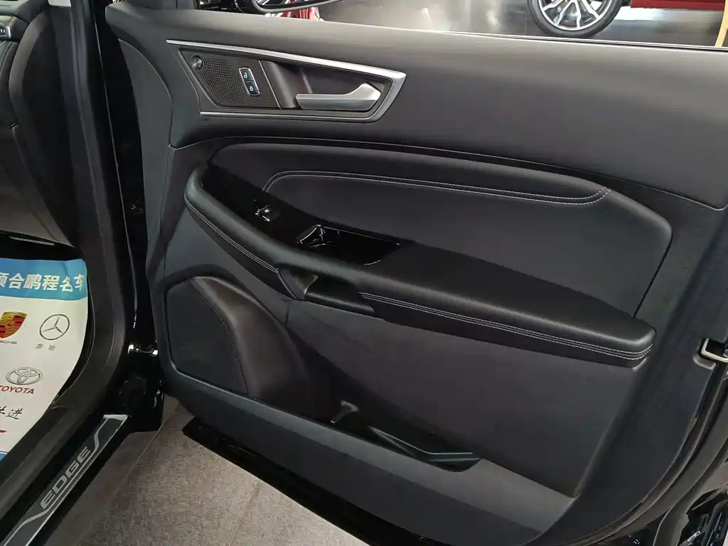 FORD EDGE 2022