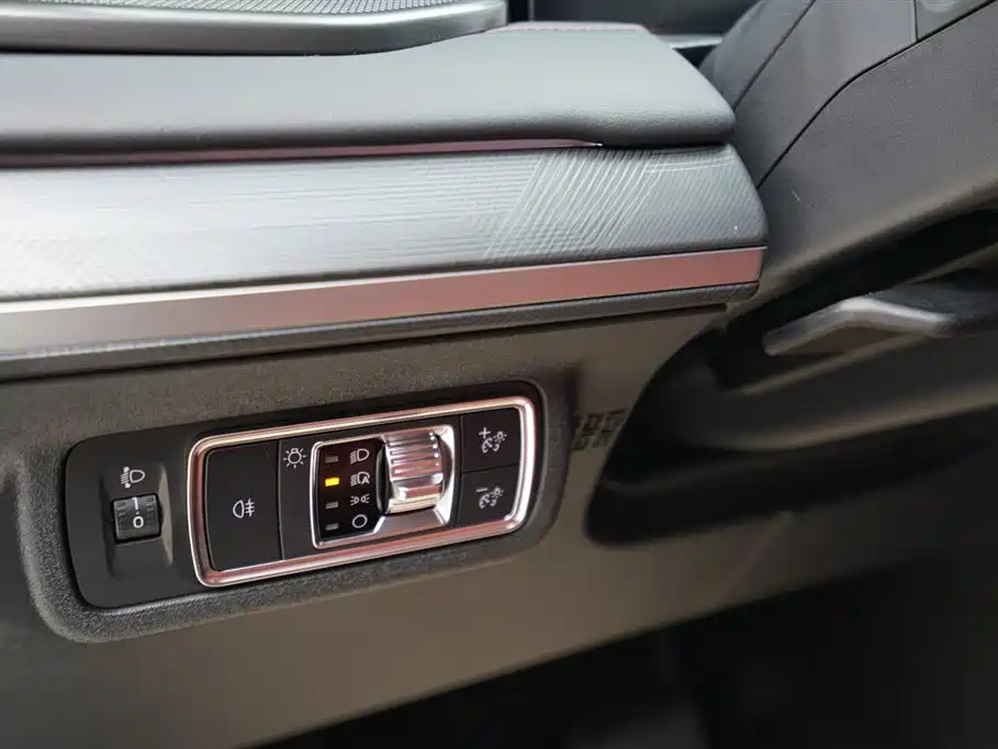 LINCOLN Z 2022