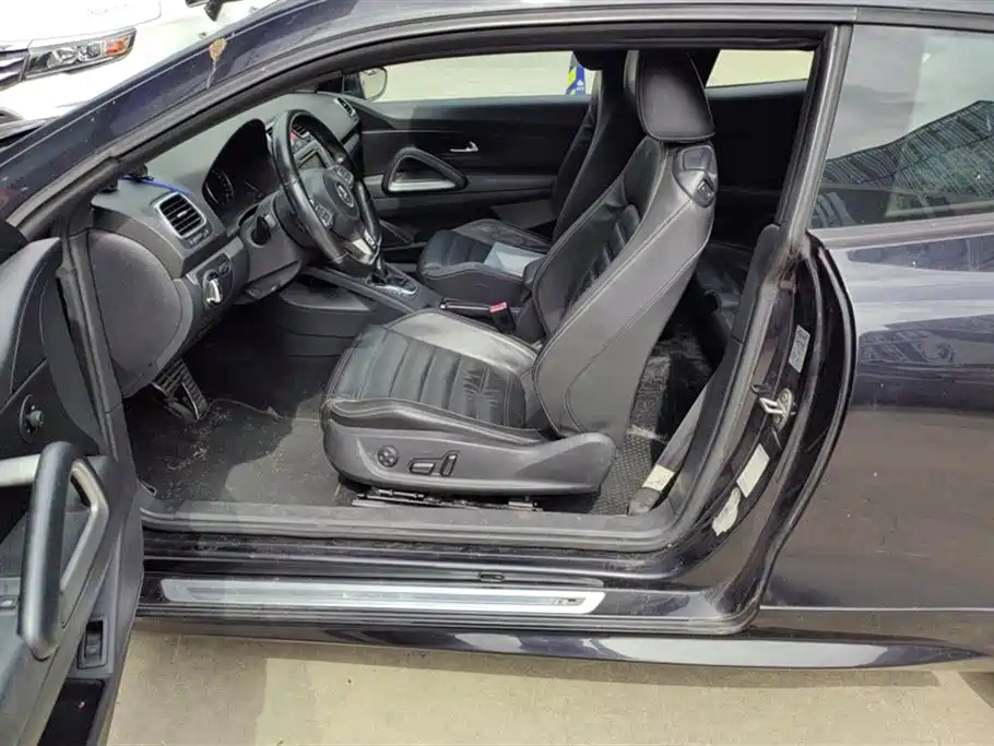 VOLKSWAGEN SCIROCCO 2011