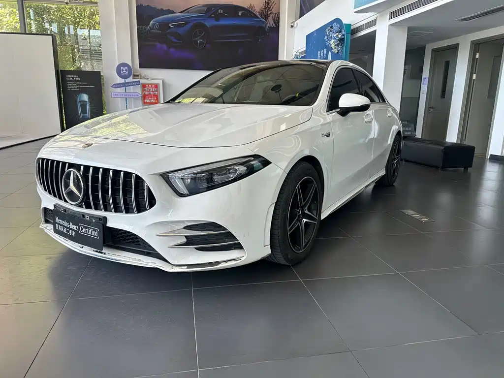 MERCEDES BENZ A-CLASS 2021