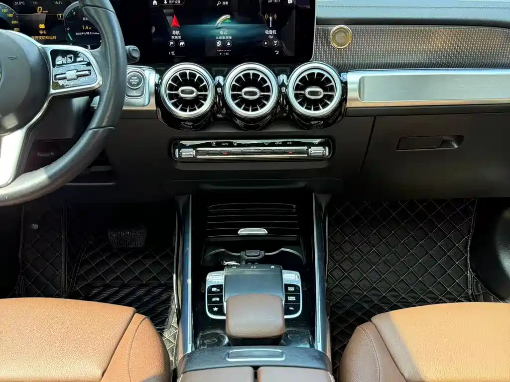 MERCEDES BENZ GLB 2021