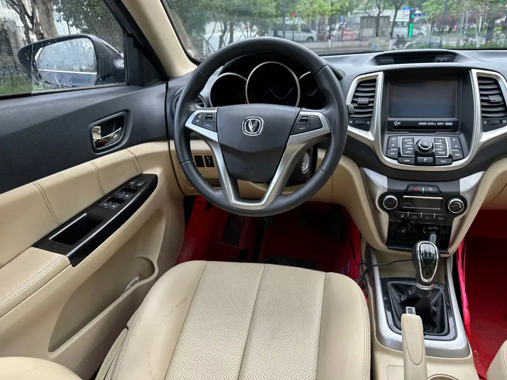 CHANGAN EADO 2015