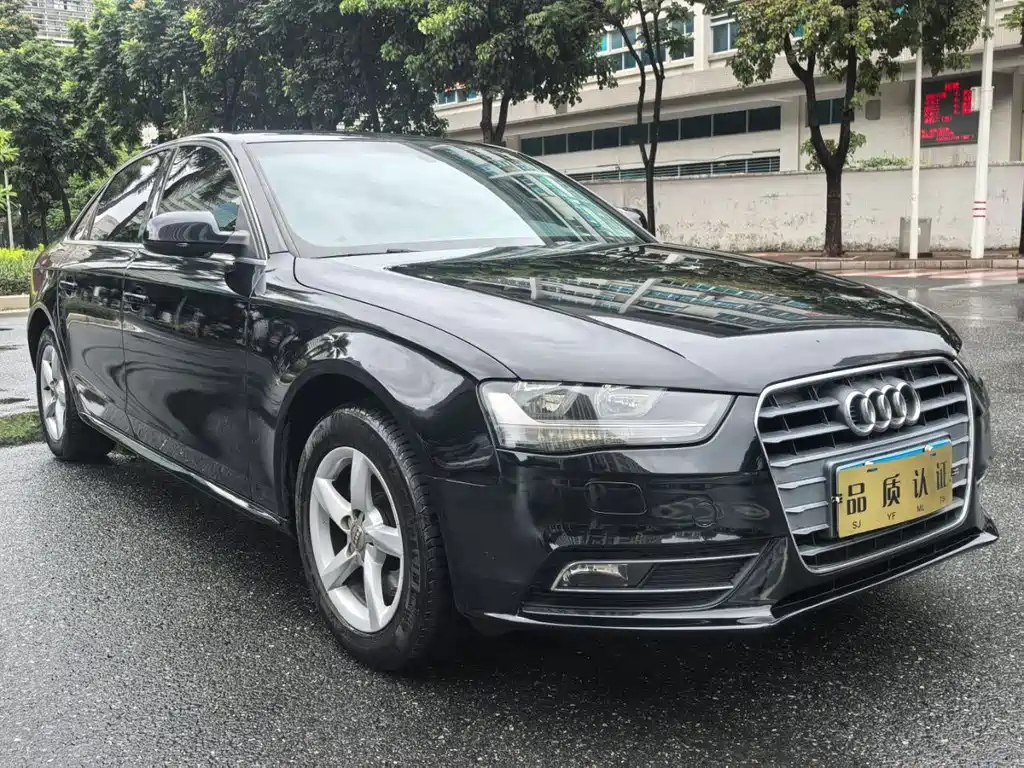 AUDI A4L 2015