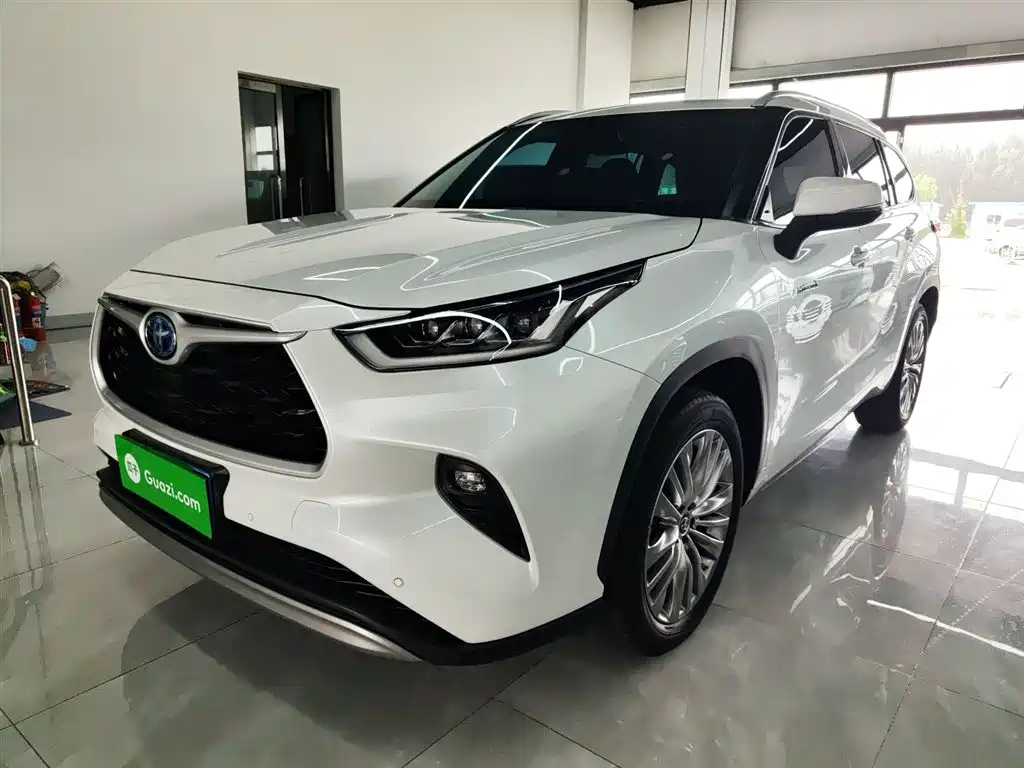 TOYOTA HIGHLANDER 2022