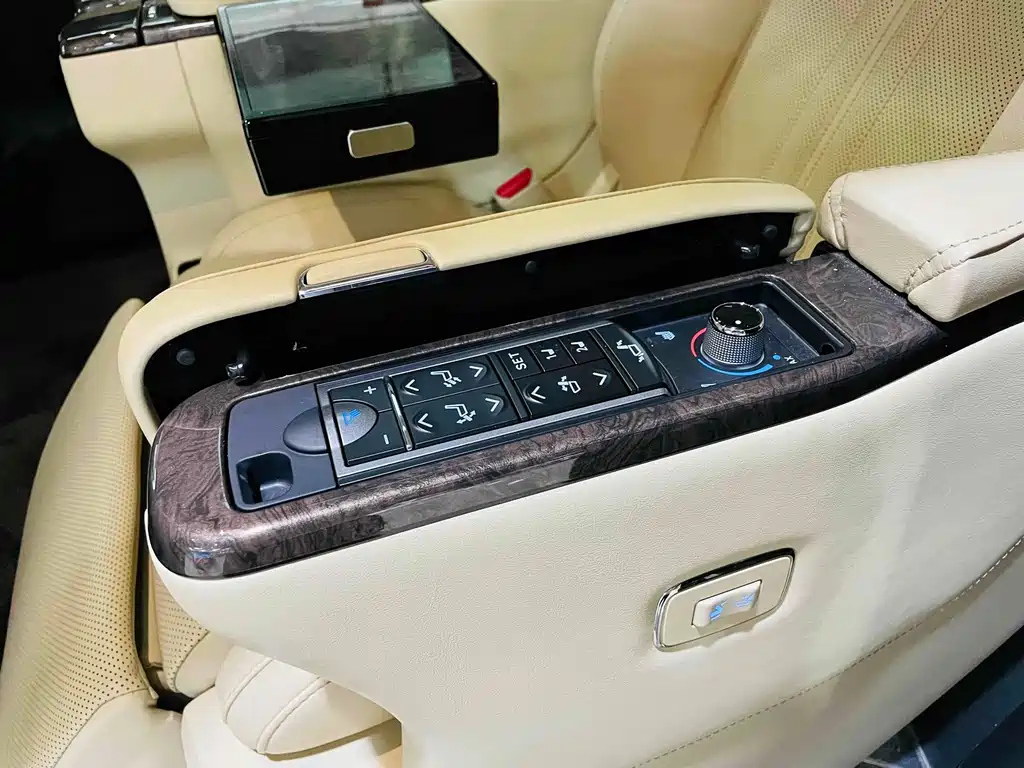 TOYOTA ALPHARD 2018