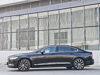 Заказать VOLVO S90