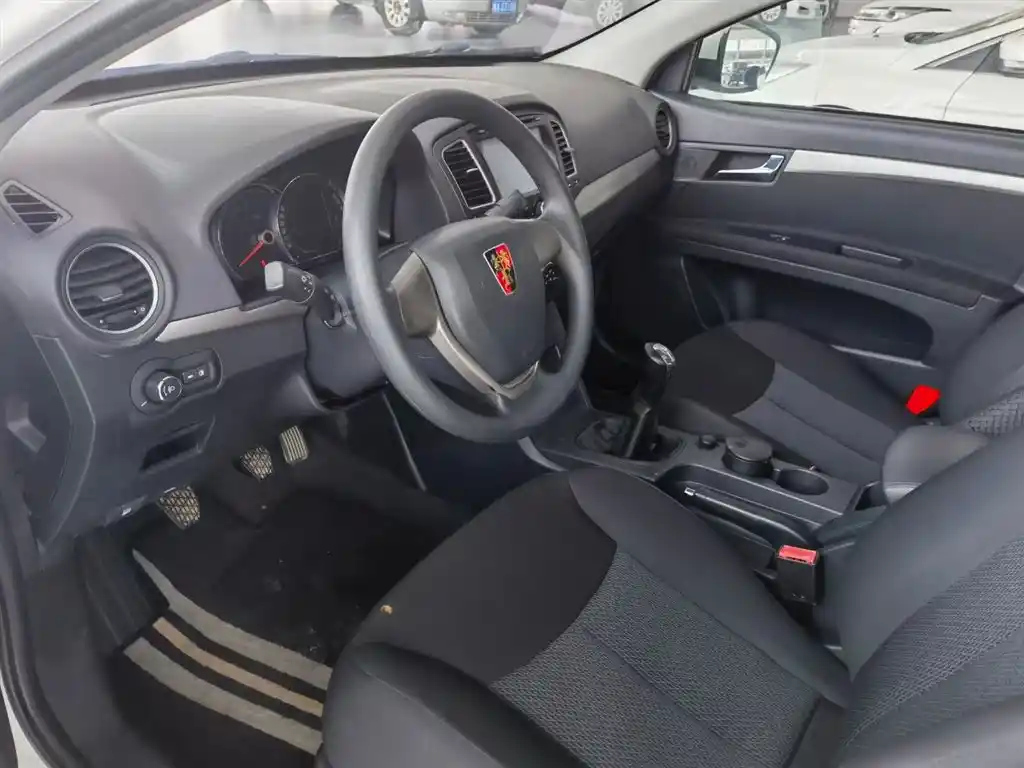 ROEWE 350 2015
