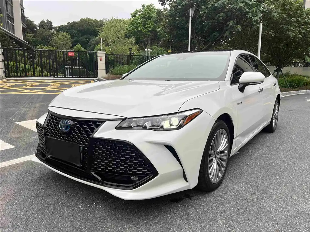 TOYOTA AVALON 2019
