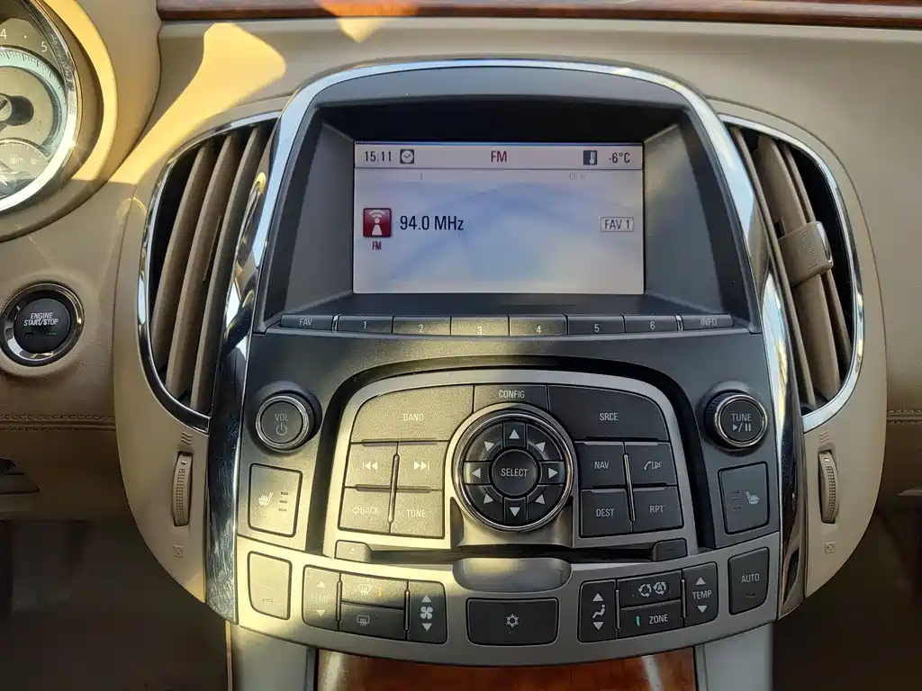 BUICK LACROSSE 2010