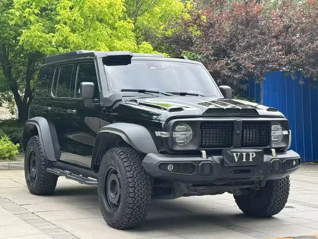 TANK 300 2023