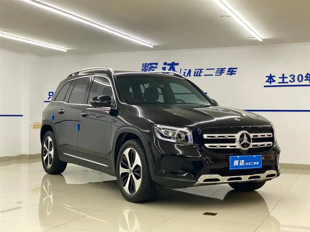 MERCEDES BENZ GLB 2023