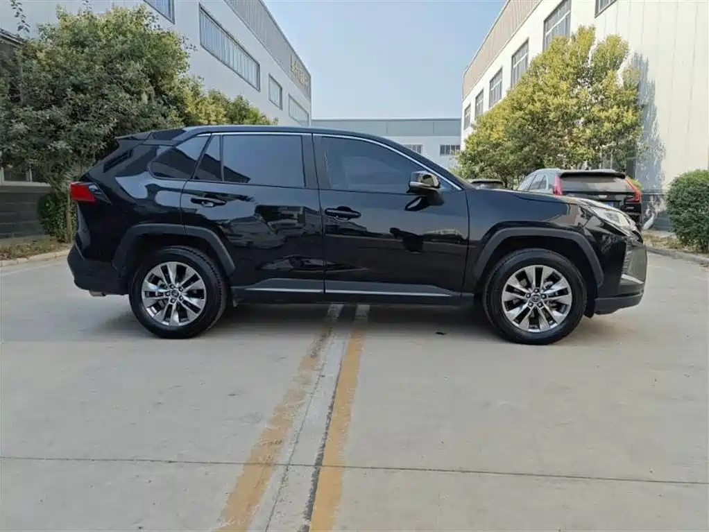 TOYOTA WILDLANDER 2023