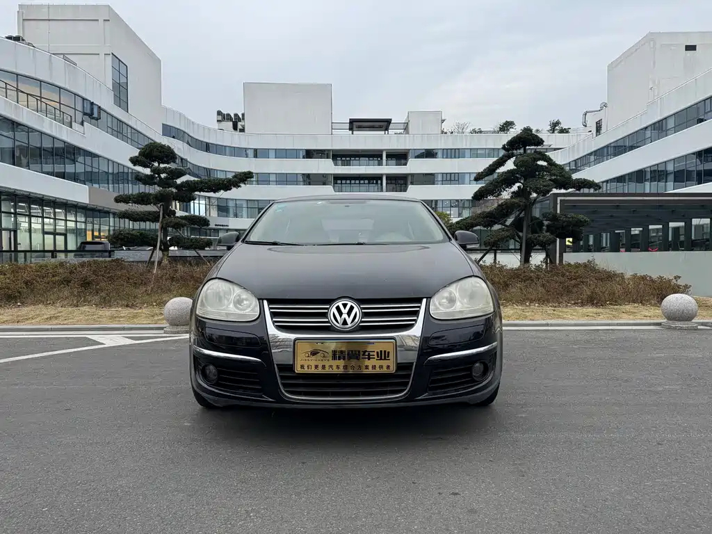 VOLKSWAGEN SAGITAR 2009
