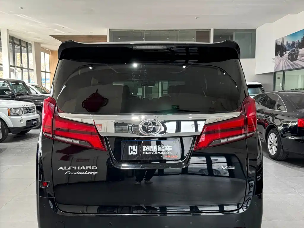 TOYOTA ALPHARD 2019