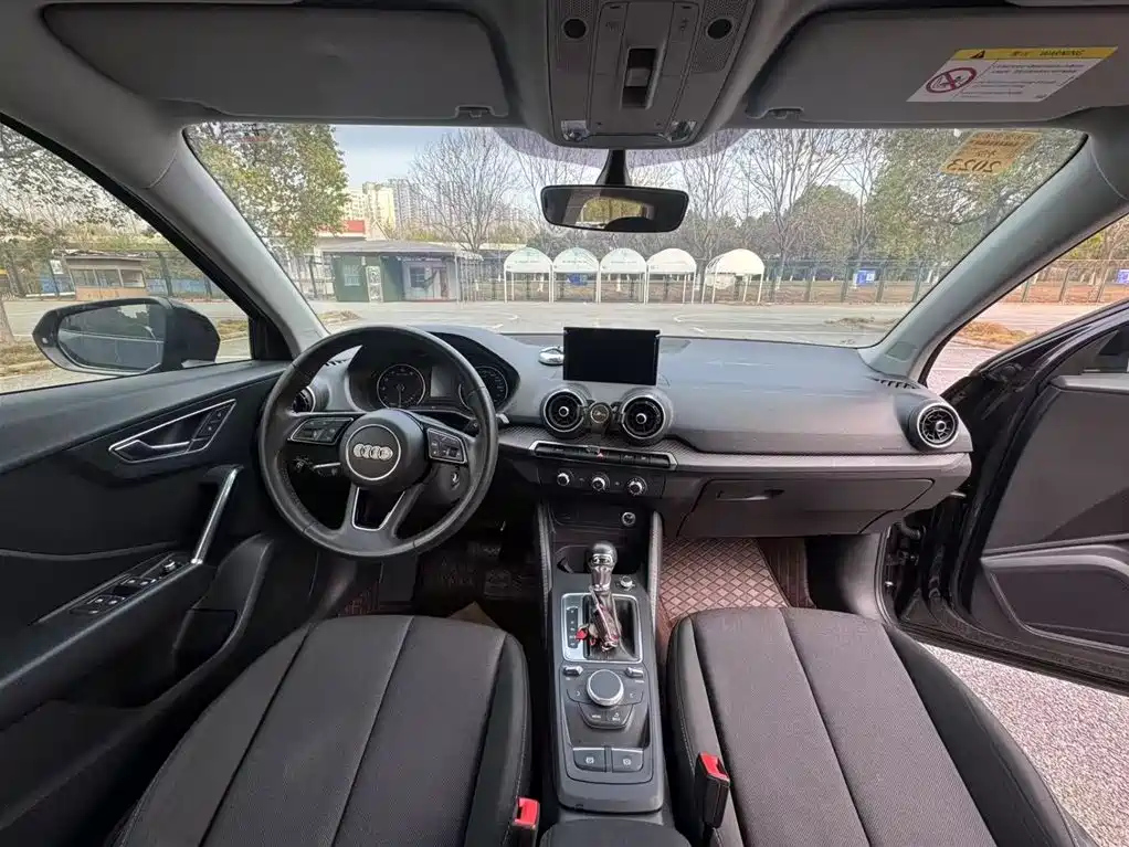 AUDI Q2L 2018