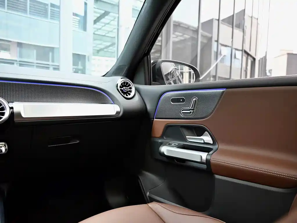 MERCEDES BENZ GLB 2022