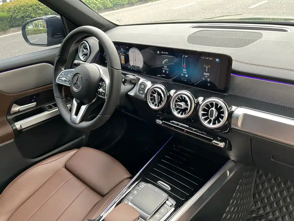 MERCEDES BENZ GLB 2022