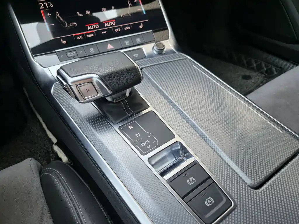 AUDI A6L 2019