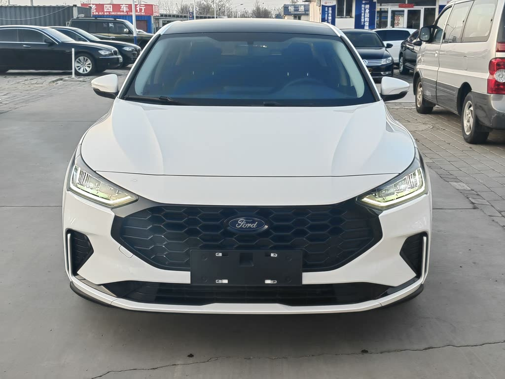 FORD FOCUS 2022