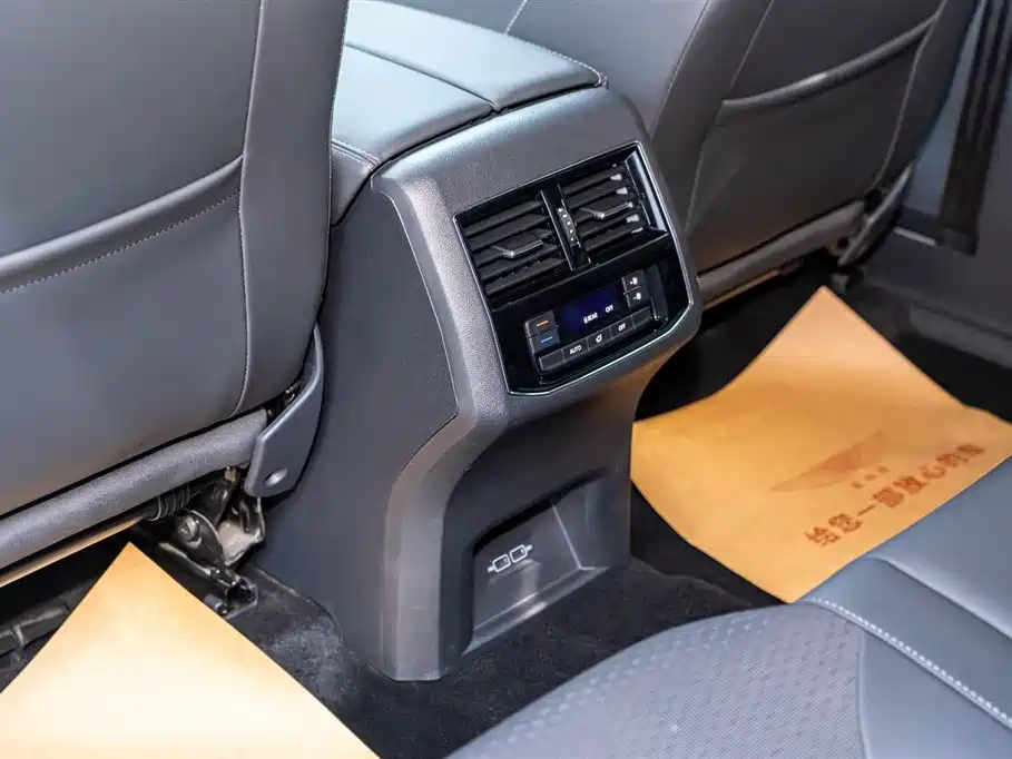 VOLKSWAGEN TOURAN 2021