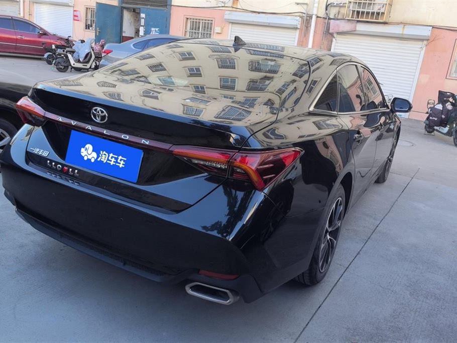TOYOTA AVALON 2022