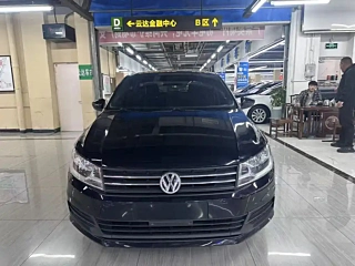 VOLKSWAGEN SANTANA