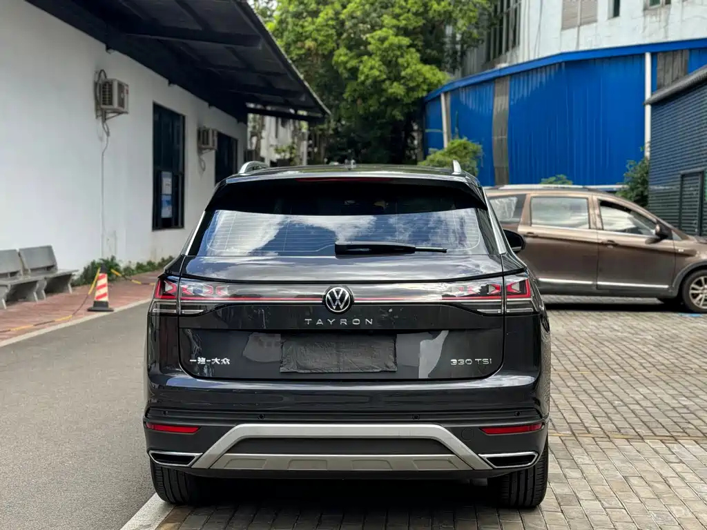 VOLKSWAGEN TAYRON 2023