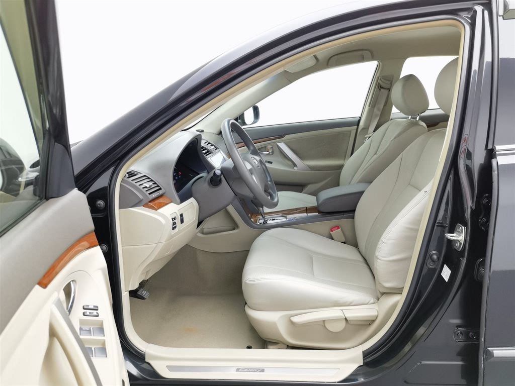 TOYOTA CAMRY 2013