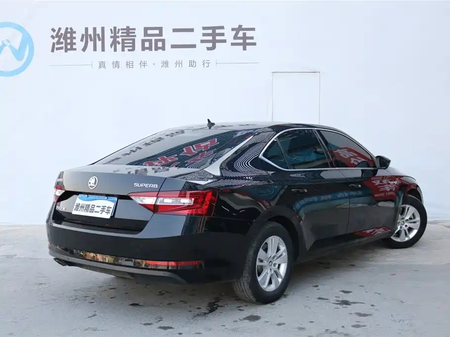 SKODA SUPERB 2019